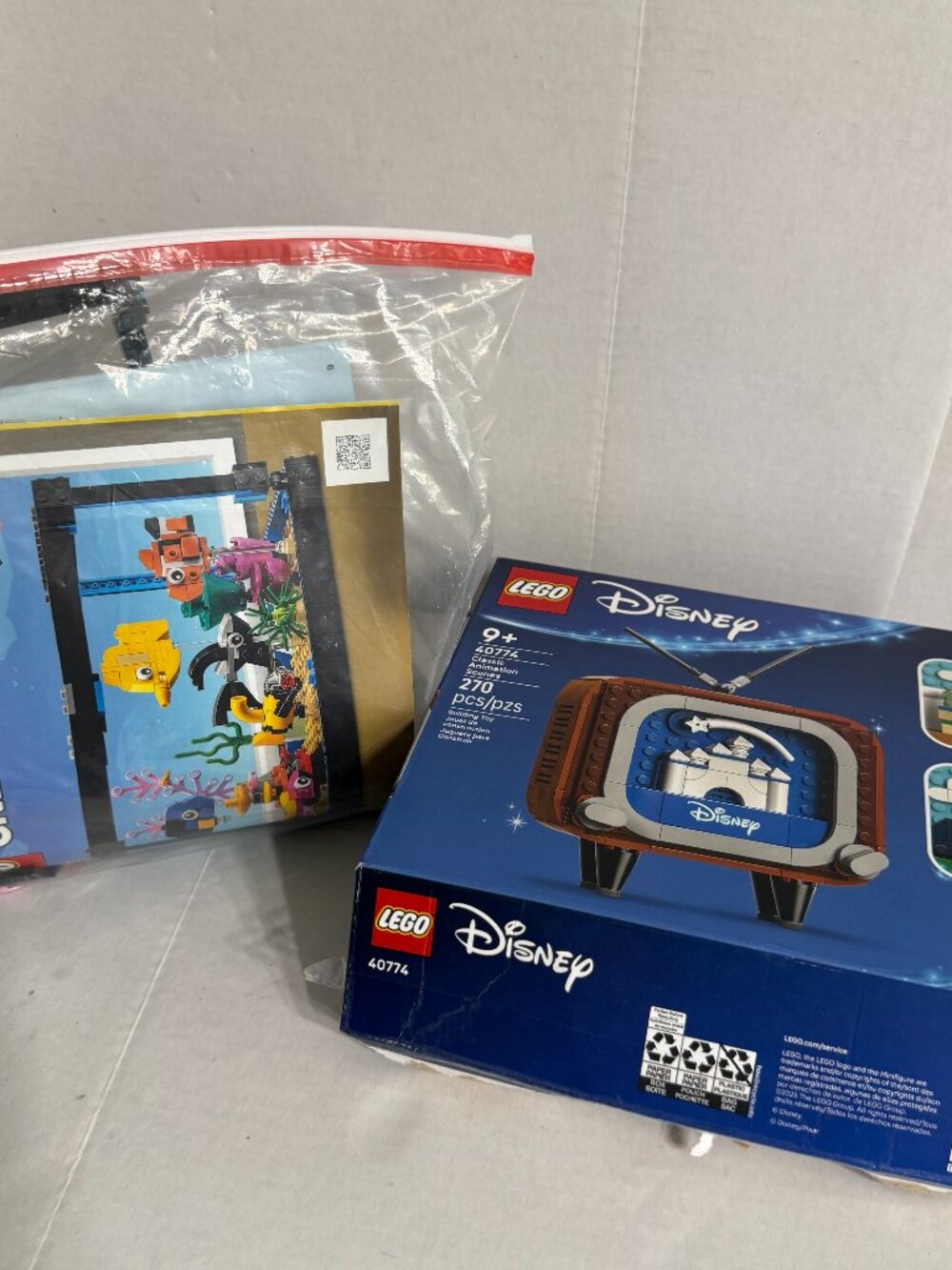 TWO LEGO Disney Sets 40774 Classic Animation Scenes GWP Creator Finding Nemo  Tw